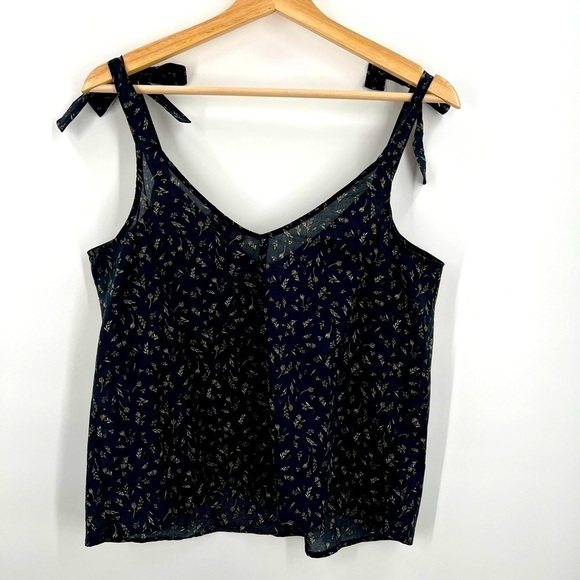 Universal Thread Tank Top Bow Straps - Women medium - Picture 2 of 5